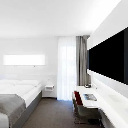 法兰克福多梅洛酒店 美因河畔法兰克福