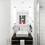 Dormero Frankfurt Hotel 4*