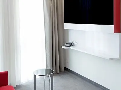 Dormero Frankfurt 4*
