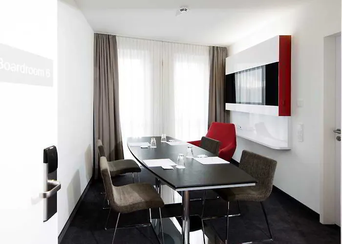 Dormero Frankfurt 4*