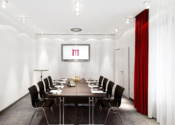 Dormero Frankfurt Hotel 4*