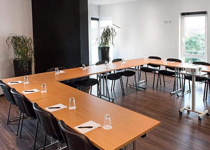 Dormero Frankfurt Hotel 4*