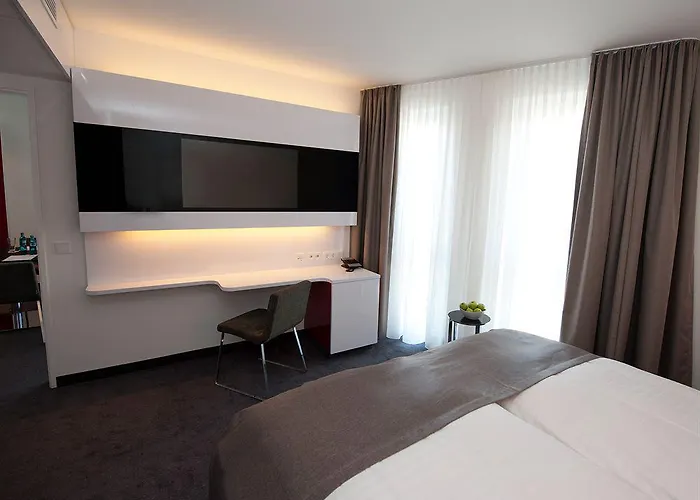 Dormero Frankfurt 4*