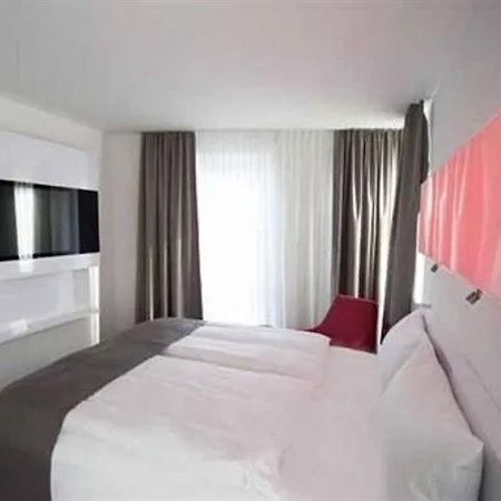 Hotel Dormero Frankfurt 4*