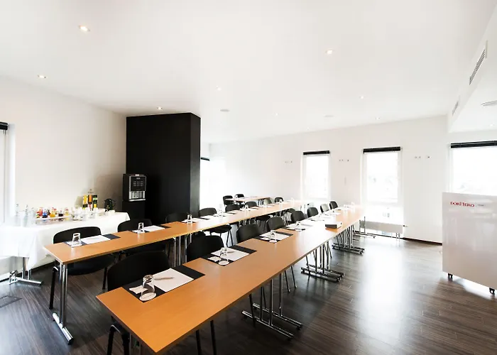 Dormero Frankfurt 4* פרנקפורט